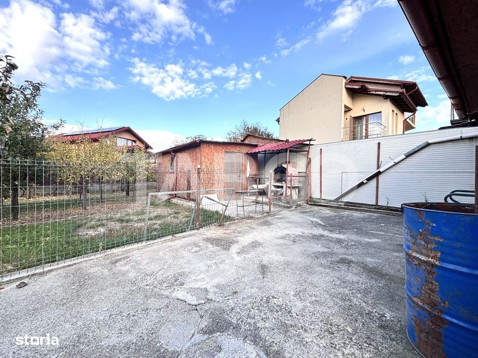 Casa individuala de vanzare cu teren de 929 mp front de 44 ml Someseni