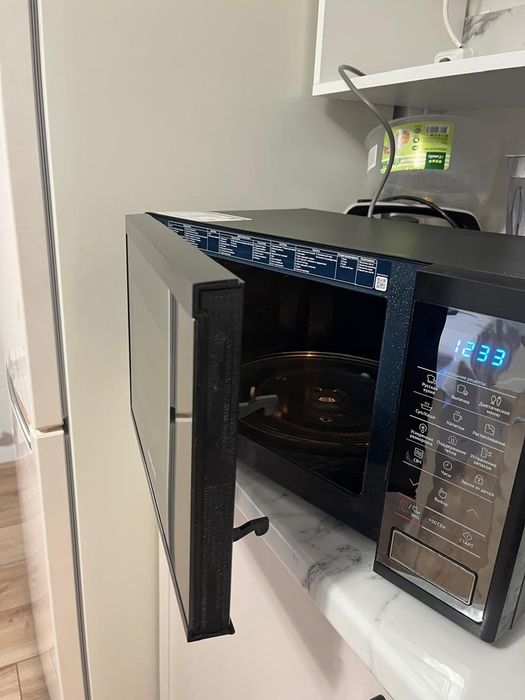 Продаю микроволновую печку