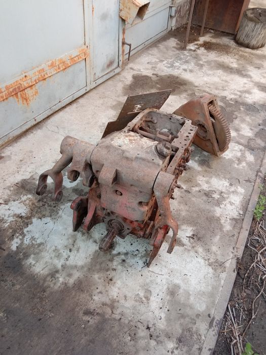 Продам коробку передачь на трактор Т 25