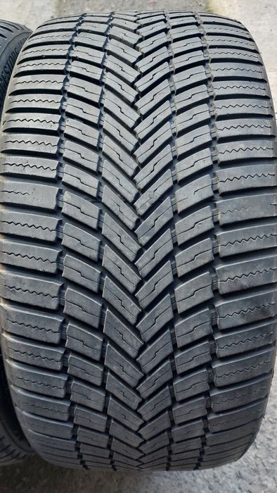 Всесезонни гуми 235/35/19 Bridgestone 4 броя