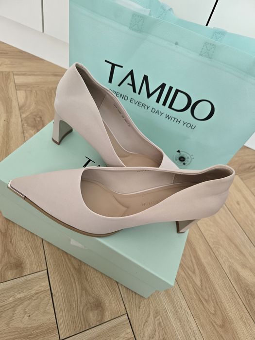 Женский туфлиии об