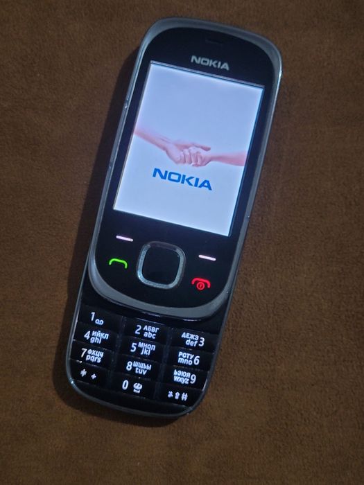 Продам Nokia 7230
