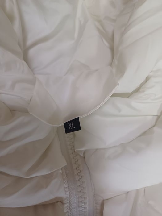 Куртка белая новая