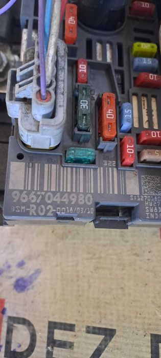 Panou sigurante BSM Peugeot / Citroen cod: R02 9667044980 Peugeot 3008
