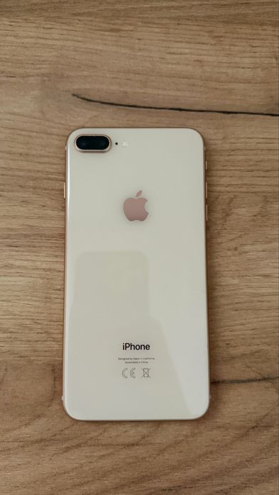 iPhone 8+