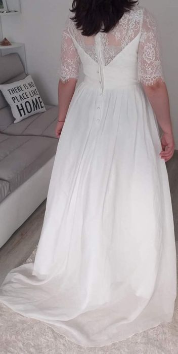 Vând Rochie de mireasă noua