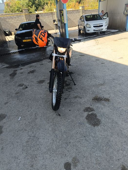 Продам мотоцикл 06