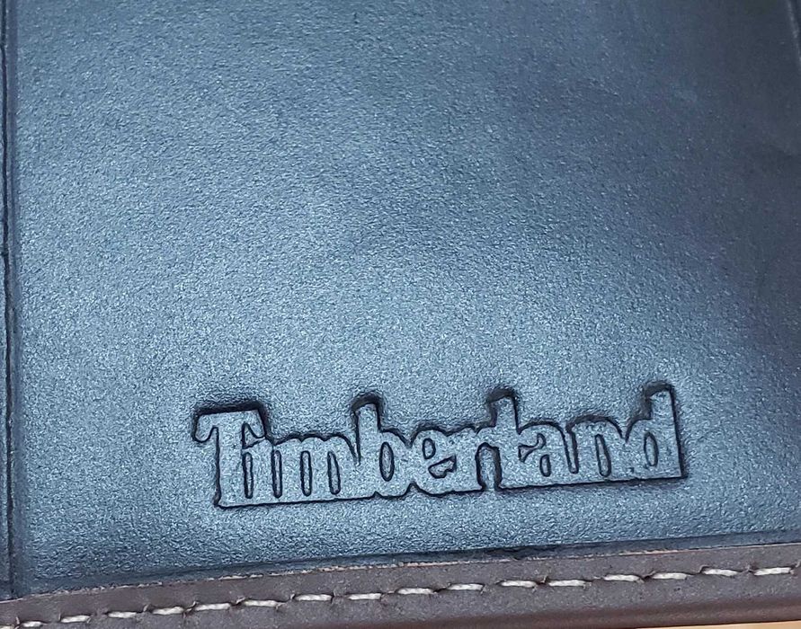 Нов, мъжки портфейл Timberland.