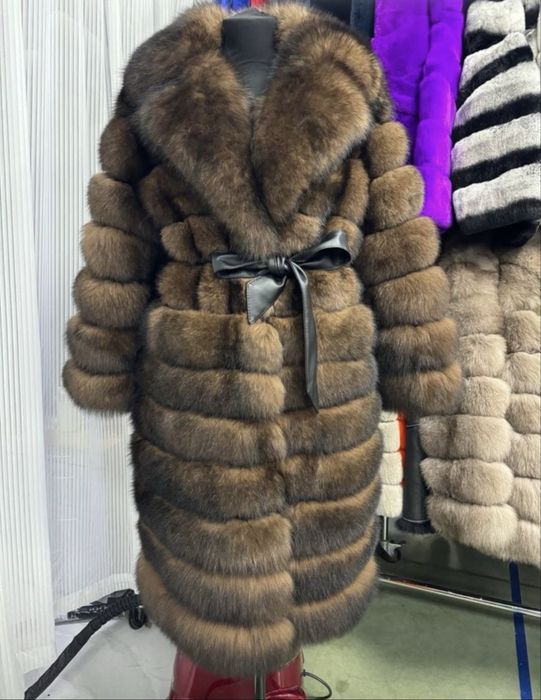 Продам шубу из меха песца