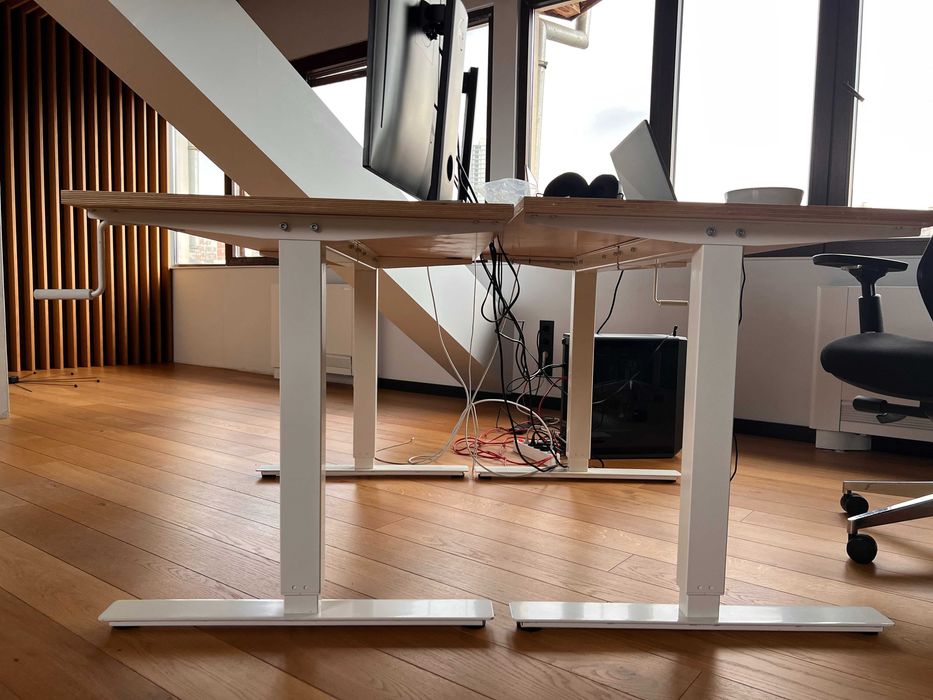 Бюра с регулируема височина, ергономични столове ChairPro 1000 HL