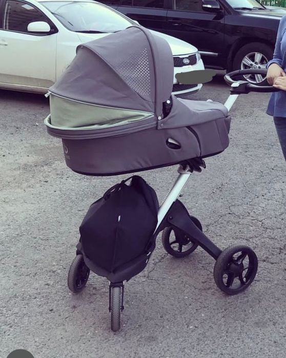 Продам коляску Stokke