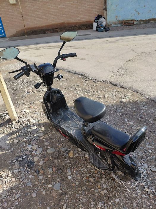 Skuter sotiladi!!
