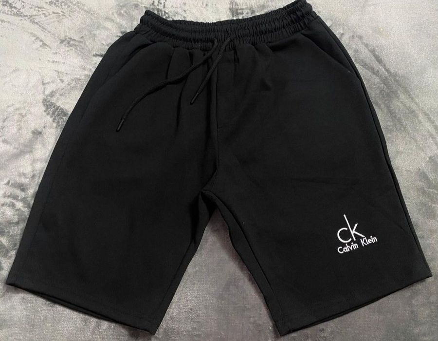 Vând pantalon nou de bărbați