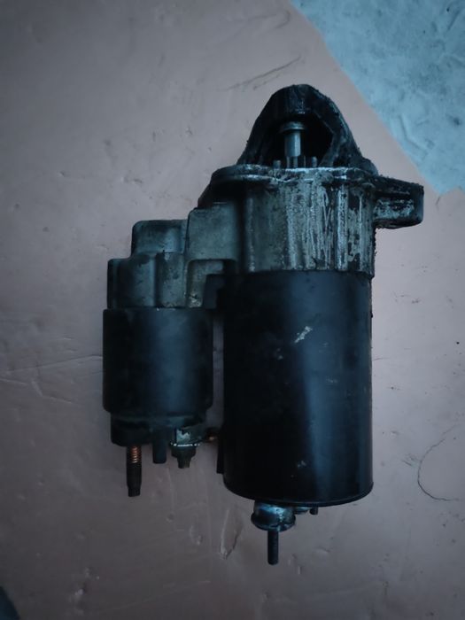 Стартер Ауди 80.