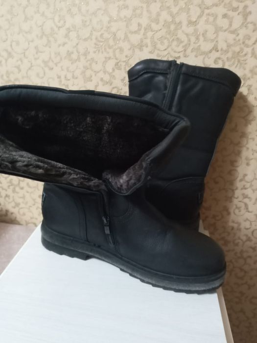 Продам мужские сапоги зимние
