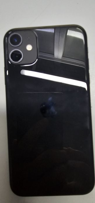 iPhone 11 продам