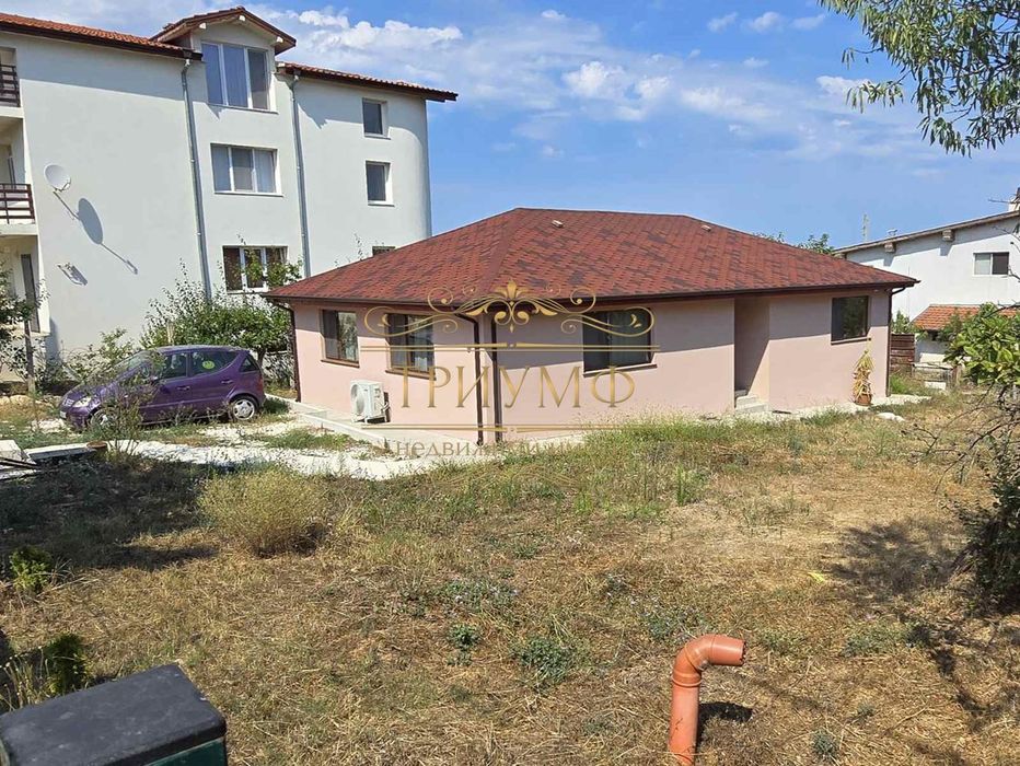 Продава се Къща в Варна, Галата - 130 кв.м за 1924 €/кв.м - Снимка #1