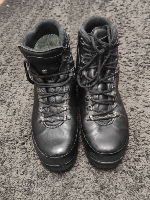 Туристически обувки Bund