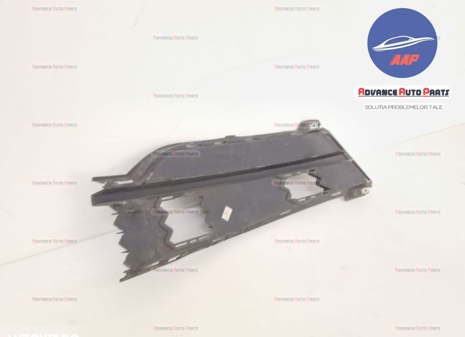 Шкода Карок / Skoda Karoq 1 Десен проекторен грил код 57A807368 - ориг