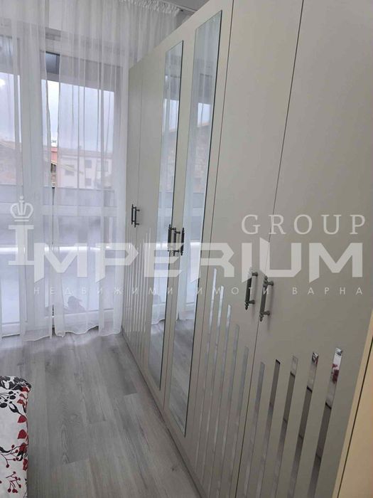 Двустаен обзаведен апартамент под наем в района на Цветен квартал, гр