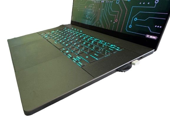 Asus Zephyrus G16 2024, 16GB RAM, Nvidia 4060, AMD Ryzen AI 9 HX 370