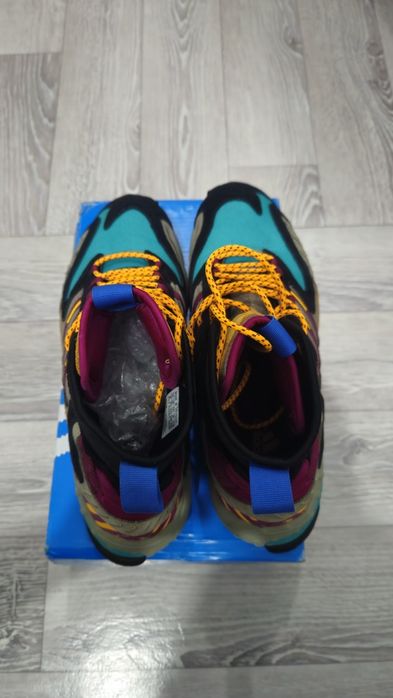 Адидас originals