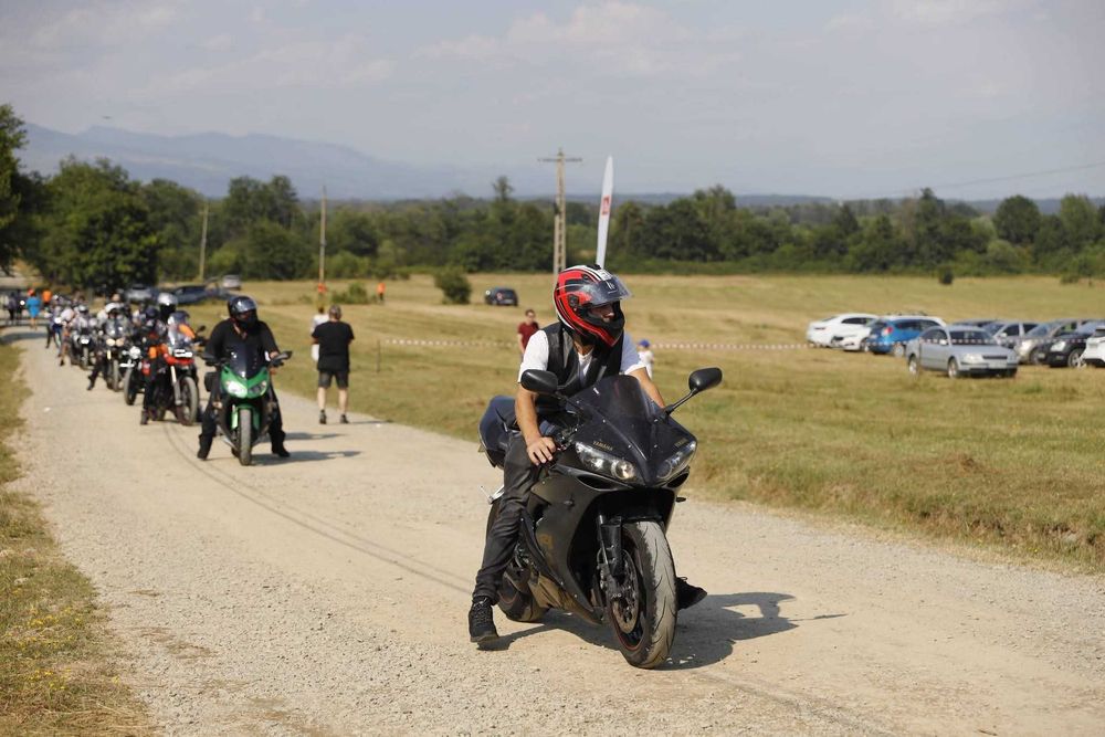 Yamaha R1 n12 2006
