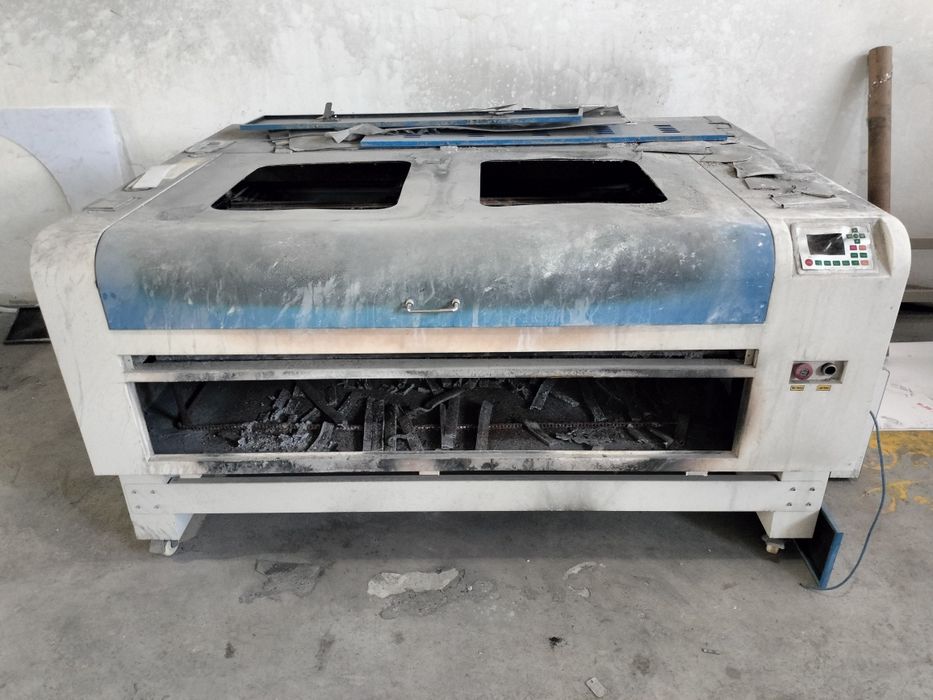 Лазерный гравировальный станок