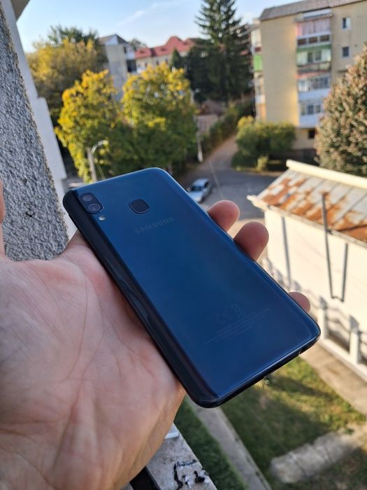 Vind samsung a 40