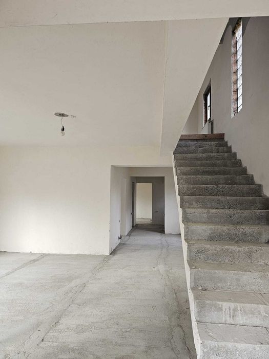 Casă spațioasă 206 mp + teren 1700 mp, zonă centrală Făgăraș