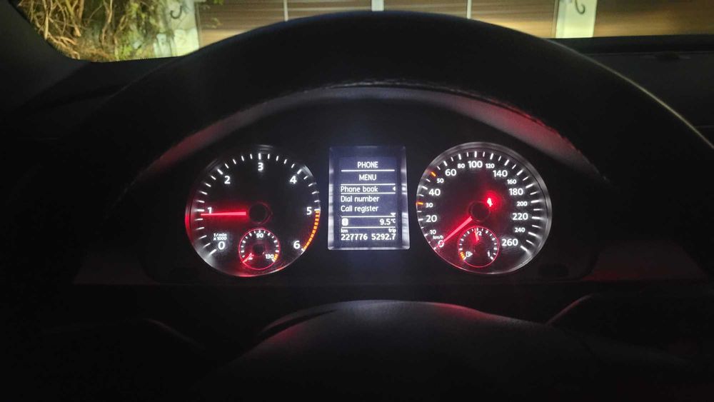 Volkswagen PASSAT B7 2012