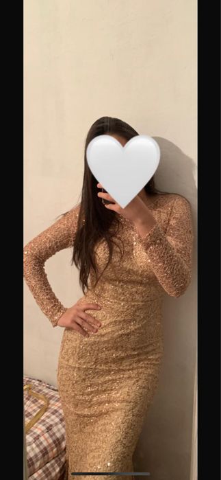 Платье вечерние.