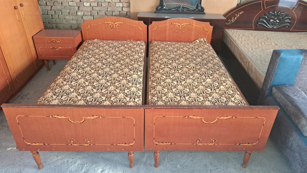 Spalniy garnitur kamplekt