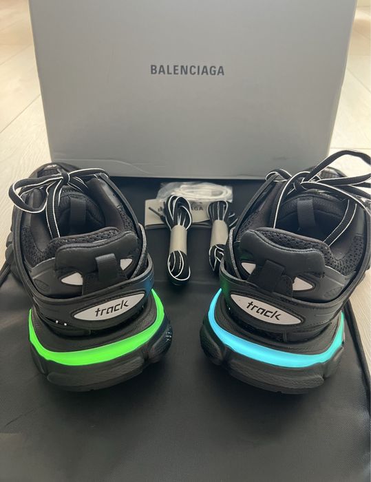Balenciaga track negru led