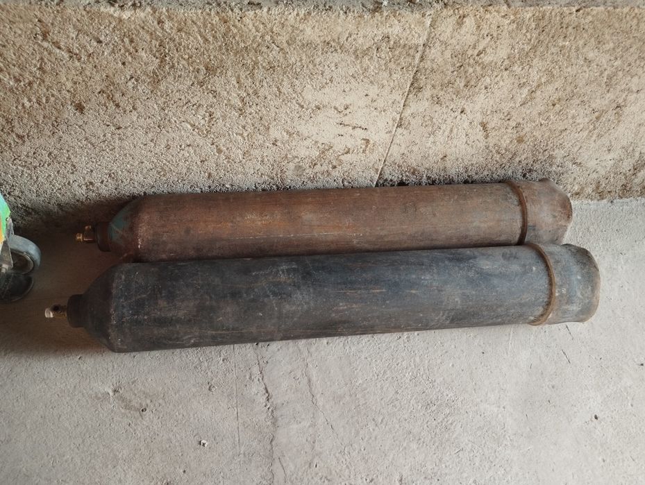 Kislarod Gaz balon srochna sotiladi donasini narxi 100$