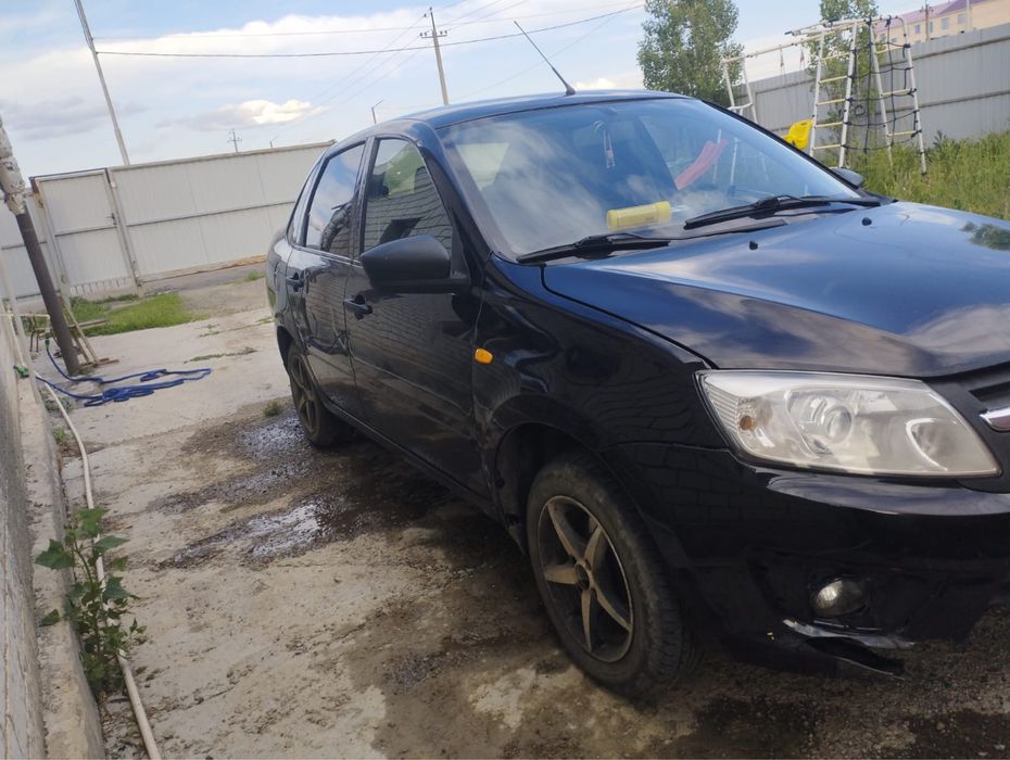 Продам машину Лада Гранта