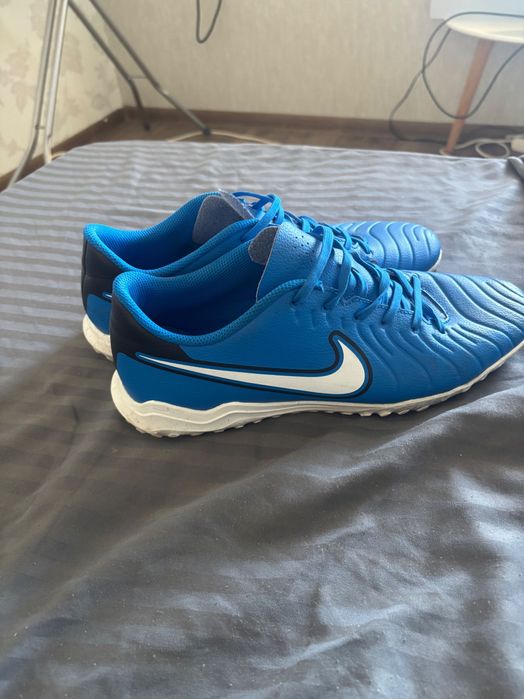 Футболни обувки Nike, 42,5.