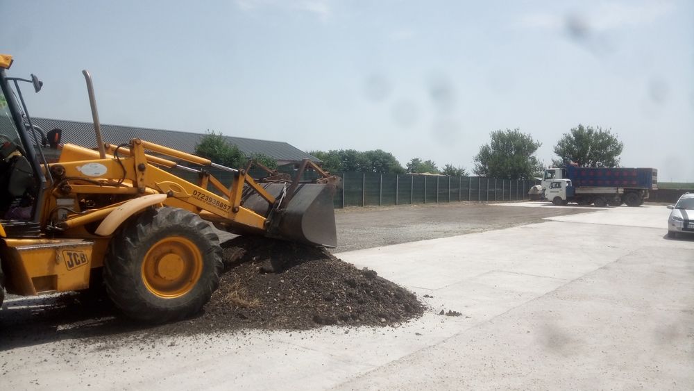 Drumuri,parcări, asfalt frezat, piatra,balast,beton concasat ,nisipuri, compost -mranită, utilaje