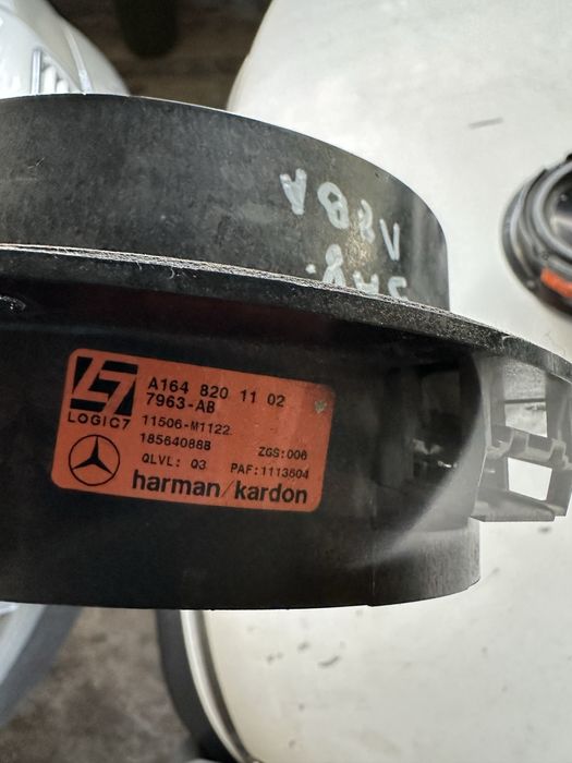 Тонколони Harmann Mercedes ML W164