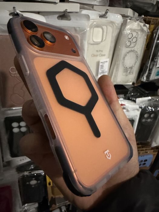 Tactical Hexagon кейс за iPhone 17 Pro , 17 Pro Max