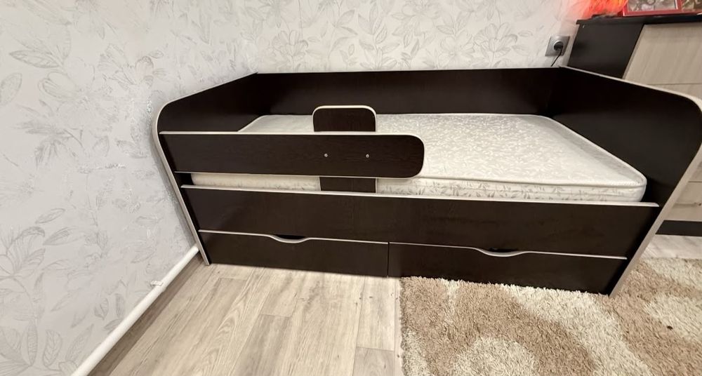 Продам детскую кровать