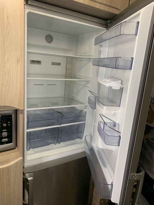 Combină frigorifica BEKO (produs personal utilizat)