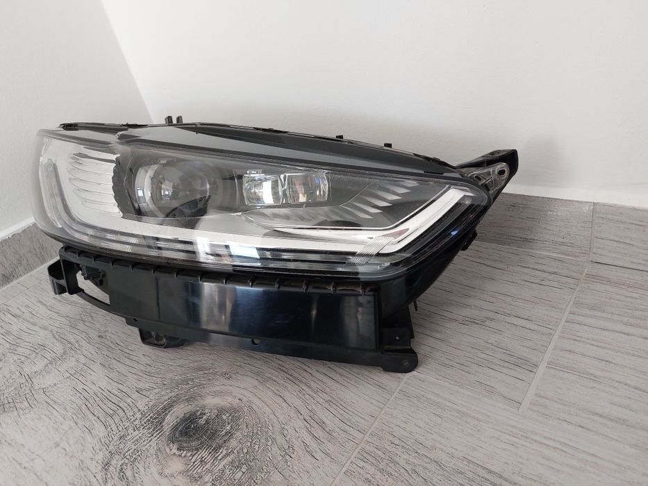 Far dreapta ford mondeo 5 mk5 full led ford dynamic led original