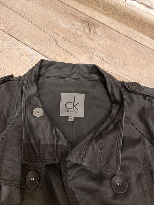 Продам тренч, рукав три четверти