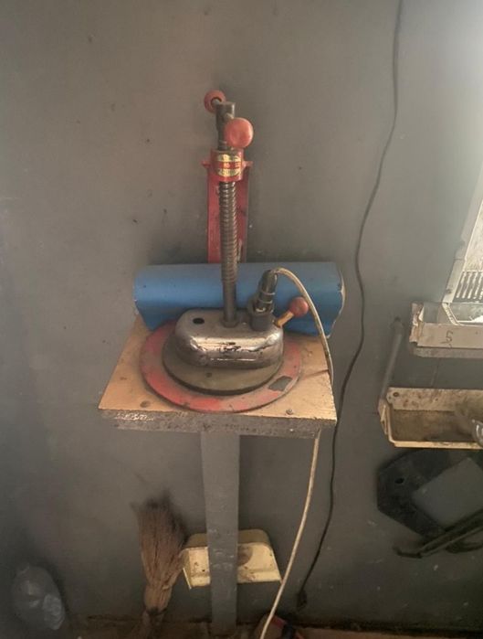 Продам шиномонтажку