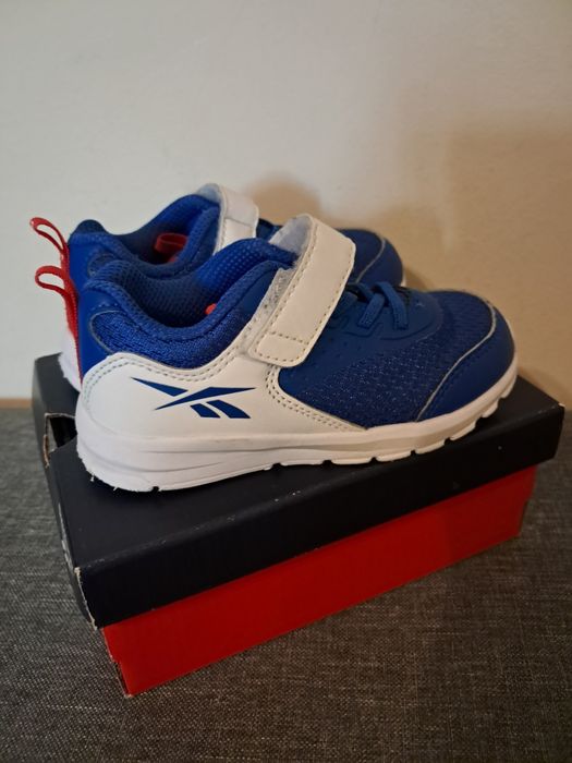 Adidași Reebok mărimea 23