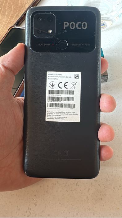 Телефон poco xc40
