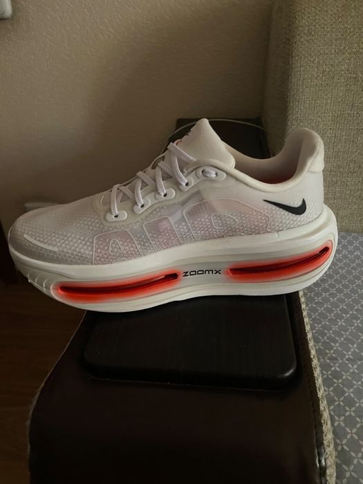 NIKE Vomero premium US 44