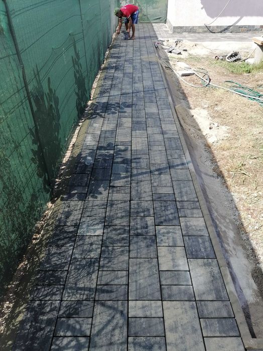 Montaj pavele bordura Rigola gazon