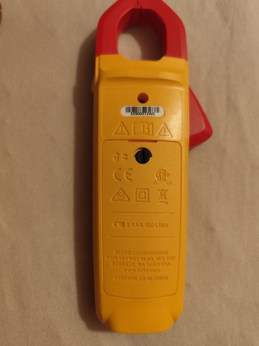 Vand ampermetru, clește de curent, aparat de măsură Fluke 324.